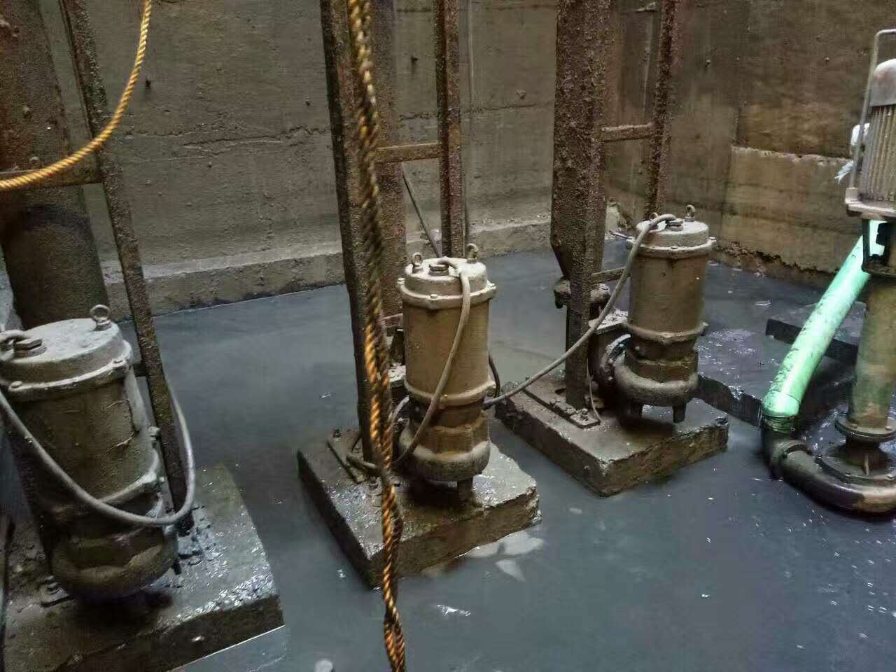 沂源污水池清理